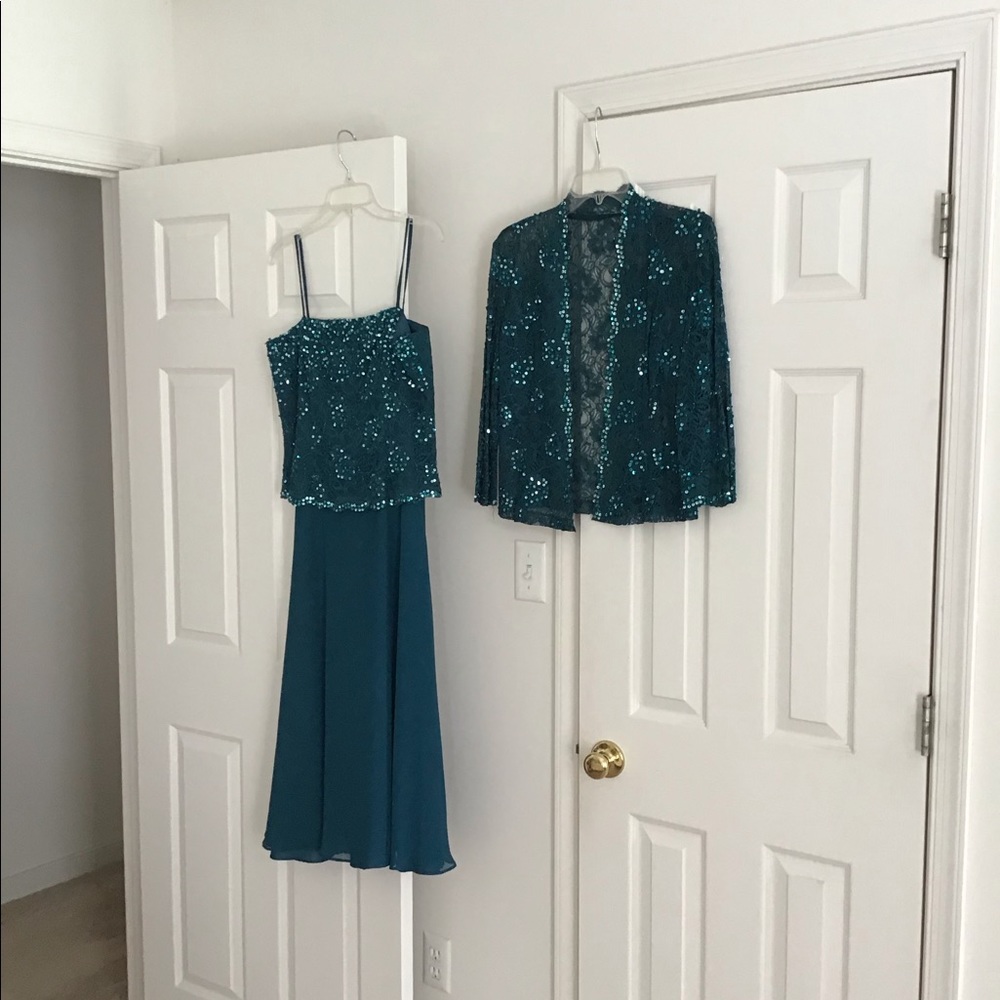 Beautiful cocktail/mother-of-the-bride dress - Picture 2 of 2